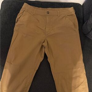 Eddie Bauer Men's Chinos in Khaki Brown